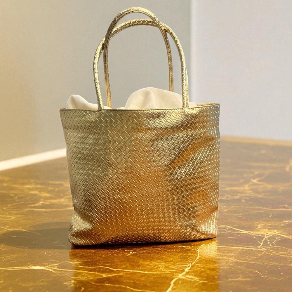 Woven Gold Metallic Large Tote Bag Faux Leather GLAM NO CALL OUTS. NWOT